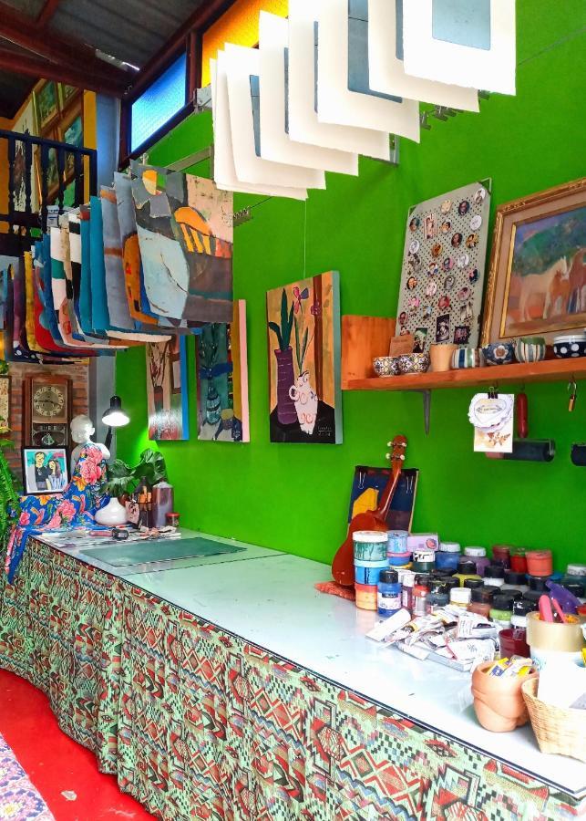 Homestay Gumpor Art *